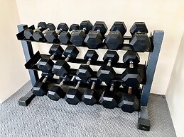 First-rate Vacation 2B Apt Huge Pool Bbq Gym