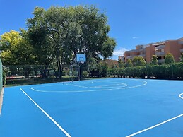 Charming Studio With Shared Pools