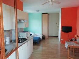 Holiday Flat by the Pool