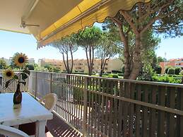 Holiday Flat by the Pool