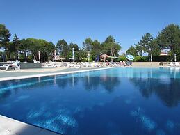Comfy Flat for Pool's Lovers - Beahost