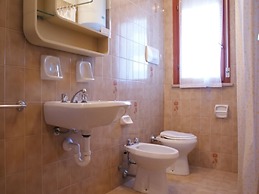 Comfy Flat for Pool's Lovers - Beahost