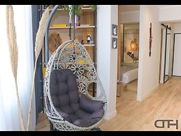 Luxury 80m2 Apartment With Balkony Downtown