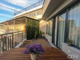 Luxury 80m2 Apartment With Balkony Downtown