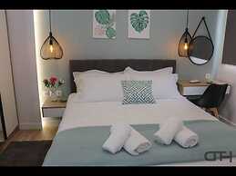 Luxury 80m2 Apartment With Balkony Downtown