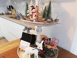 Luxury 80m2 Apartment With Balkony Downtown