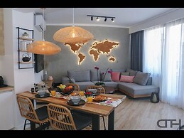 Luxury 80m2 Apartment With Balkony Downtown