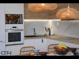 Luxury 80m2 Apartment With Balkony Downtown