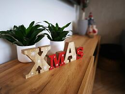 Luxury 80m2 Apartment With Balkony Downtown