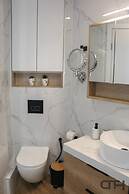 Luxury 80m2 Apartment With Balkony Downtown