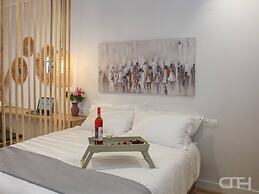 Luxury 80m2 Apartment With Balkony Downtown