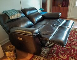 Extended Stay, the Premier Apt at 1906 Sanctuary of the Swan, Sleeps 4