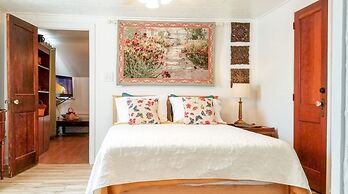Extended Stay, the Premier Apt at 1906 Sanctuary of the Swan, Sleeps 4