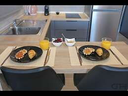 New Studio 3 Downtown Thessaloniki-fully Equipped