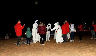 Room in Guest Room - Luxury Desert Camp in Merzouga