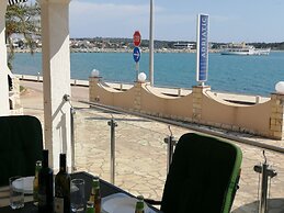 Apartment Romana - Beachfront