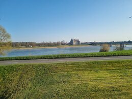 Logis Hôtel Sully le Château