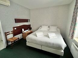 Logis Hôtel Sully le Château