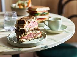 The Porter House Hotel Sydney - MGallery