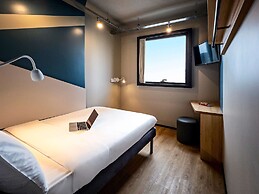 Ibis budget Camboriú