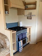 Cosy, Quiet Static Caravan, Mawgan Porth, St Eval