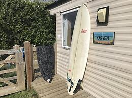 Cosy, Quiet Static Caravan, Mawgan Porth, St Eval