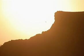 Cosy, Quiet Static Caravan, Mawgan Porth, St Eval