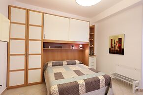 Flat Near The Historic Centre With Private Parking