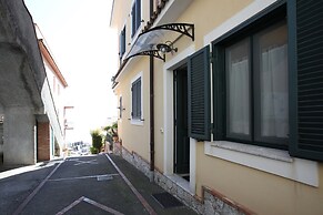 Flat Near The Historic Centre With Private Parking