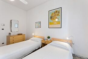 Aci Castello Seaview Apartment With Parking