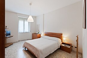 Aci Castello Seaview Apartment With Parking