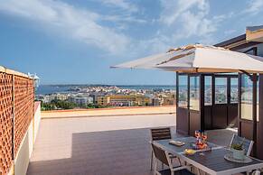 La Terrazza Di Siracusa - Roomy And Bright Flat