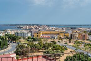 La Terrazza Di Siracusa - Roomy And Bright Flat