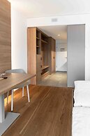 Los Lorentes Residences