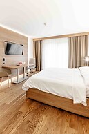 Los Lorentes Residences