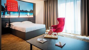 Los Lorentes Residences