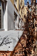 Los Lorentes Residences