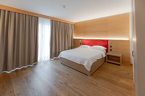 Los Lorentes Residences