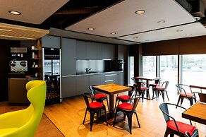 Los Lorentes Residences