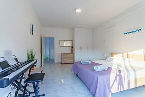 Fanta Sea Apartment
