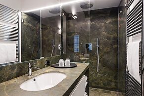 Palazzo delle Pietre Luxury Apartments