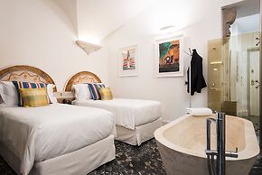 Palazzo delle Pietre Luxury Apartments
