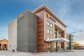 La Quinta Inn & Suites By Wyndham Galt Lodi North