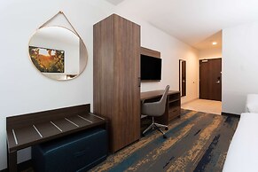 La Quinta Inn & Suites By Wyndham Galt Lodi North