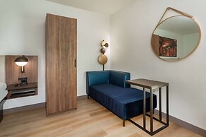 La Quinta Inn & Suites By Wyndham Galt Lodi North