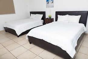 Red Sunset Beach Club