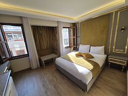 Taksim La Marino Hotel