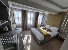 Taksim La Marino Hotel