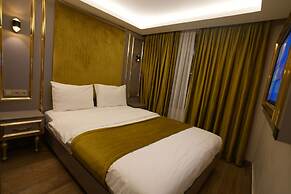 Taksim La Marino Hotel