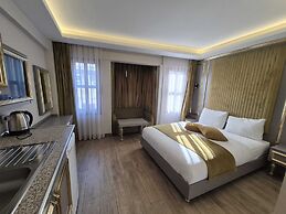 Taksim La Marino Hotel